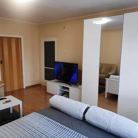 Koelcsey Apartman 아파트 *
