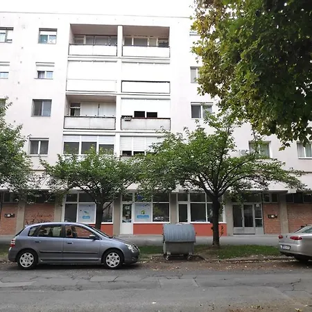 Koelcsey Apartman